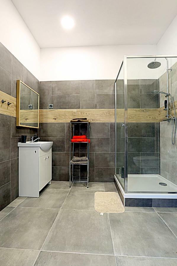 Intermo Apartment Świętochłowice Bagian luar foto